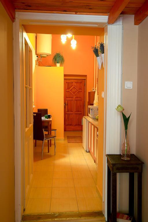 R7 Apartment Βουδαπέστη Δωμάτιο φωτογραφία